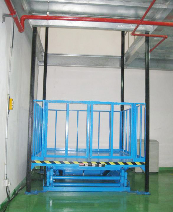 剪叉式升降貨梯.jpg 剪叉式升降貨梯.jpg
